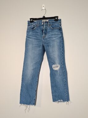EUC Levi's Premium Wedgie Straight Jeans 26 Distressed Raw Hem Light Wash